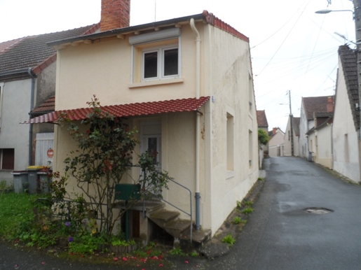 Dpt Allier (03), à vendre Neris Les Bains maison P3 de 45 m²