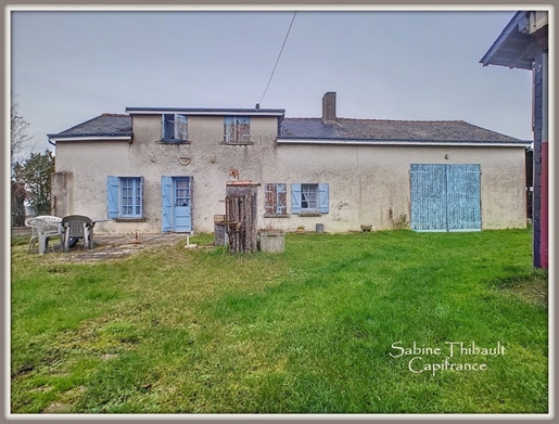 Dpt Indre et Loire (37), for sale Couesmes 5 room house - 91 m2 - Enclosed land of approximately 300