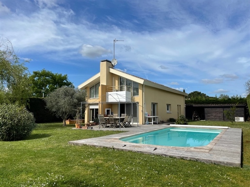Dpt Haute Garonne (31), for sale house P6 of 130 m² - Land of 1089 m2