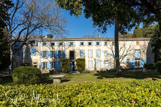 Aude, À vendre maison de maître P27 de 1100 m² - parc de 3,7 Ha. Au calme non loin des commodités, à