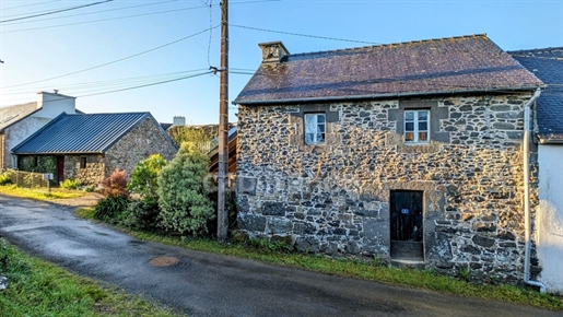 Dpt Finistère (29), for sale L'hôpital Camfrout 3 bedroom timber frame house of 130 m² with maiso