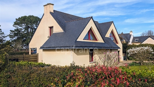 Dpt Finistère (29), for sale Gouesnou - House of 156 m² with Swimming Pool and Spa- Land of 1,200.0