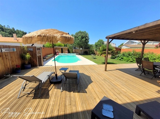 Dpt Charente Maritime (17), à vendre Chatelaillon Plage Villa de 170 m² - Piscine - Terrain de 627,0