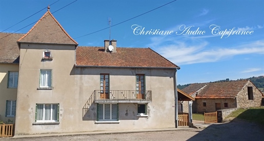 Near Charolles, house of 220 m² with 5 bedrooms, on plot of 800 m² of land