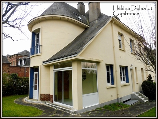 For sale this beautiful townhouse in Neufchâtel en Bray