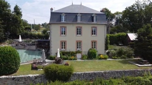 Dpt Creuse (23), te koop nabij Ahun bourgeois huis P9 van 275 m² - Terrein van 837 m²