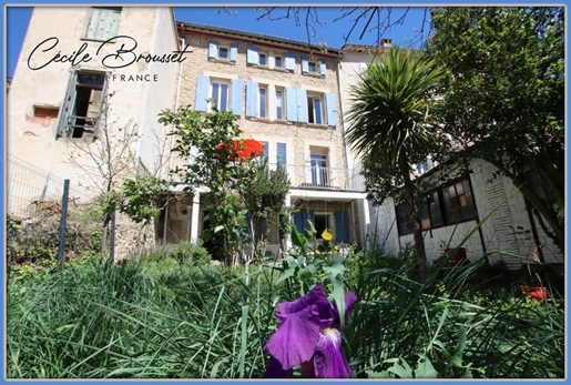 Dpt Pyrénées Orientales (66), for sale Saint Laurent De Cerdans T3 apartment of 80.6 m² with garden