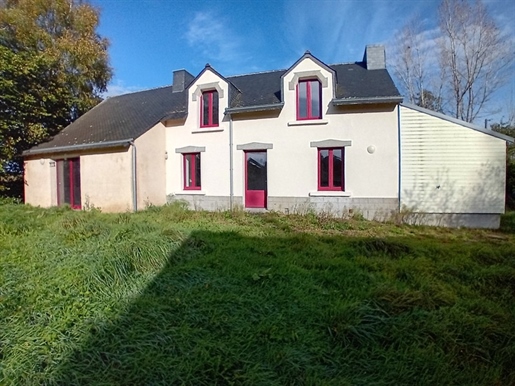 Dpt Finistère (29), for sale Saint Hernin house P5 of 150 m² - Single storey