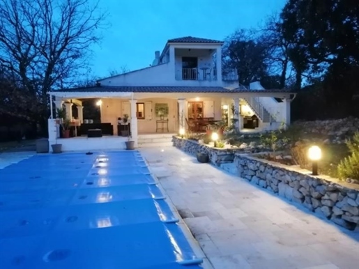 St Maximin La Ste Baume- Jolie villa de 82 m2+garage ,terrasses / 2063m² arboré , piscine11mX4,5m,ch