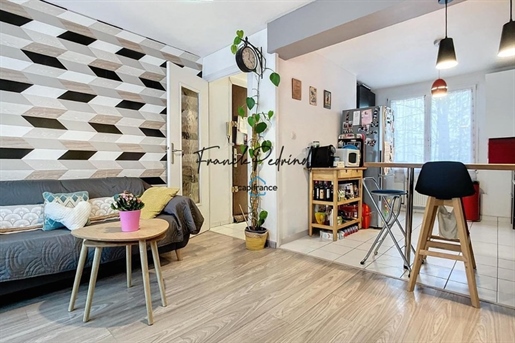 Dpt Rhône (69), zu verkaufen charmante T3-Wohnung im Herzen von Villeurbanne - Sektor Gratte-Ciel