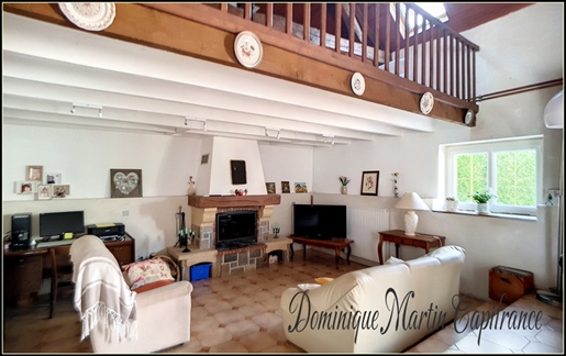 Dpt Sarthe (72), en venta La Chartre Sur Le Loir casa P4 de 127 m² - Terreno de 1.866,00 m² - garaje