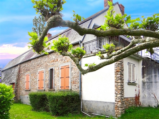 Dpt Allier (03), for sale Chamblet 6 room house, convertible attic, garage, cellar, on 3090 m2 of en