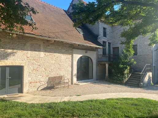 Dpt Saône et Loire (71), à vendre proche de Chalon Sur Saone maison P8