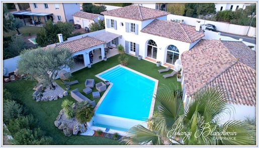 Dpt Hérault (34), te koop Beziers huis P7 van 261,5 m² - Terrein van 1.139,00 m² - Dubbele garage -