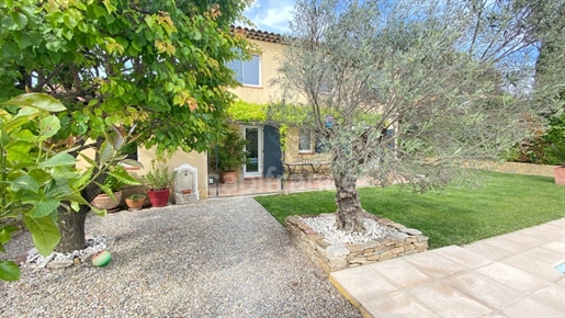 Dpt Bouches du Rhône (13), à vendre à Aix En Provence maison, 3 chambres sur un joli jardin de près