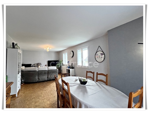 Dpt Morbihan (56), à vendre Saint Gerand Croixanvec maison P5 de 117 m² - Terrain de 800 - Plain pie