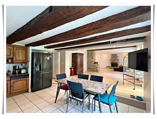 Dpt Morbihan (56), à vendre Bubry maison P11 de 343 m² - Terrain de 6 109,00 m²