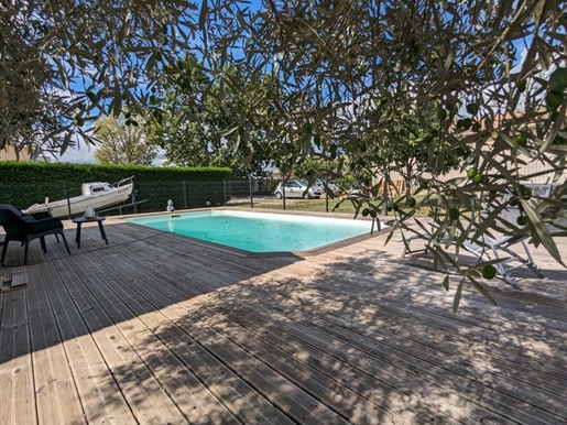 Dpt Gironde (33), for sale 5 room house, Garage & Workshop of more than 170m² - Land of 1400m² Swimm