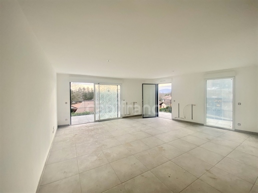 Dpt Ain (01), in vendita appartamento Ornex T4 di 100,8 m² con terrazza, parcheggio e cantina