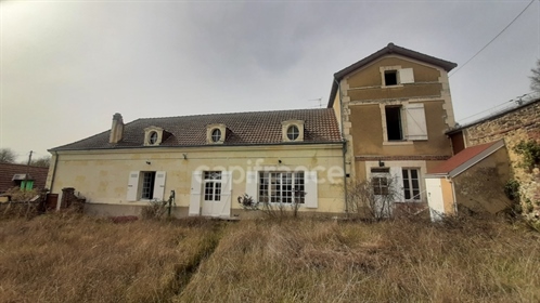 Dpt Sarthe (72), for sale La Chapelle Gaugain house P8 of 208 m² - Land of 21,515 m²
