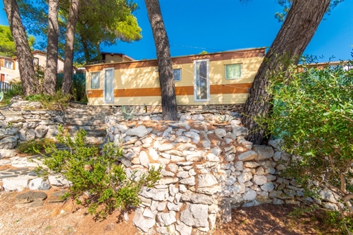 Dpt Var (83), à vendre Le Castellet maison mobilhome P3 de 25 m² - Terrain de 220,00 m²