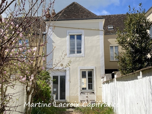 Dpt Sarthe (72), à vendre Bonnetable maison P5 de 108 m² - Terrain de 150,00 m²