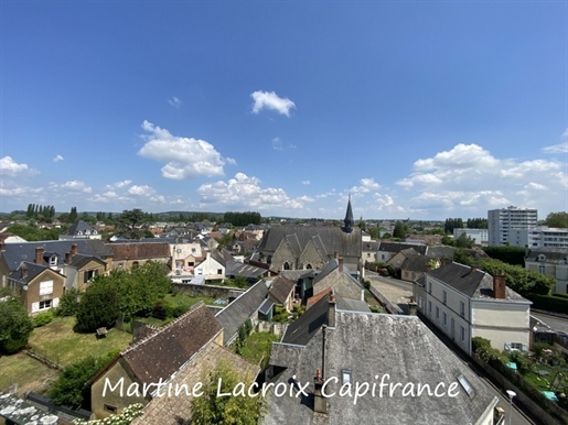 Dpt Sarthe (72), à vendre La Ferte Bernard appartement T4 de 63,21 m²