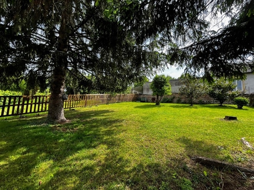 Dpt Saône et Loire (71), à vendre proche de Charolles maison de 86 m² + maison à rénover sur jardin