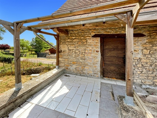 Pretty Stone House T3 of 75 m² - Land of 230 m²