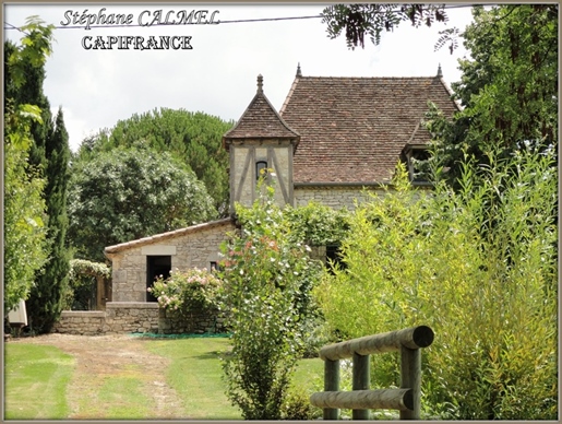 Dpt Dordogne (24), à vendre proche de Beaumont - 2 maisons de 291 et 130 m² - Terrain de 3.5 h - Pis