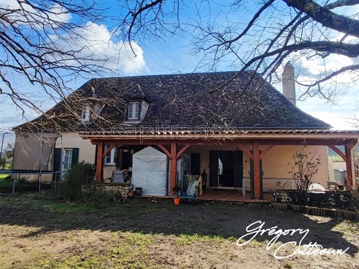 Dpt Dordogne (24), for sale near Bergerac beautiful property plus company shares