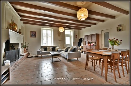 Dpt Charente Maritime (17), te koop nabij Matha huis P5 van 120 m² - Terrein van 2 795,00 m² -
