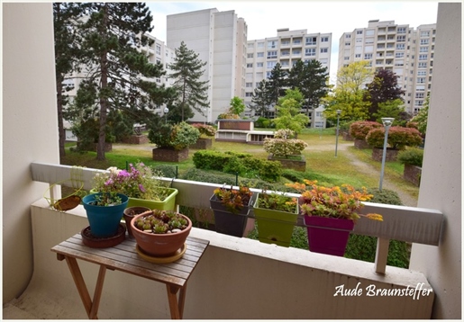Dpt Yvelines (78), for sale Chatou T5 apartment garden view with cellar and secure parking space