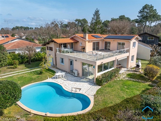Dpt Gironde (33), zu verkaufen Andernos Les Bains, Haus von 195 m² 30km vom Flughafen Mérignac entf