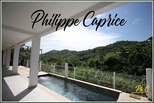 Martinique (972), à vendre Le Vauclin jolie maison P6 -Terrain de 449,00 m²