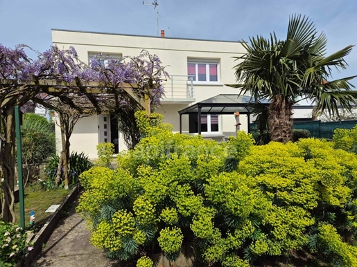 Dpt Charente Maritime (17), zu verkaufen Royan Villa von ca. 170 m² Wohnfläche auf einem Grundstück 