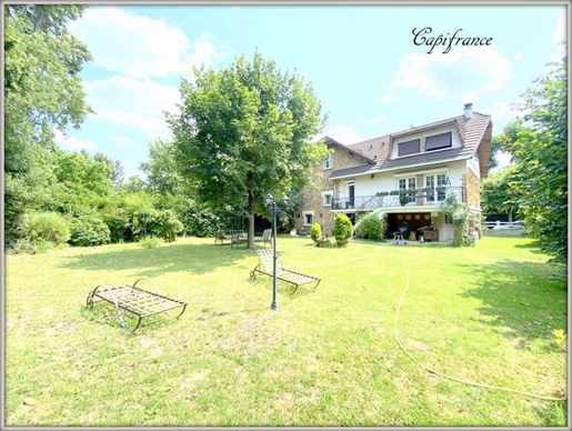 Dpt (93), for sale 6 bedroom house + office of 175 m² - Land of 931.00 m²