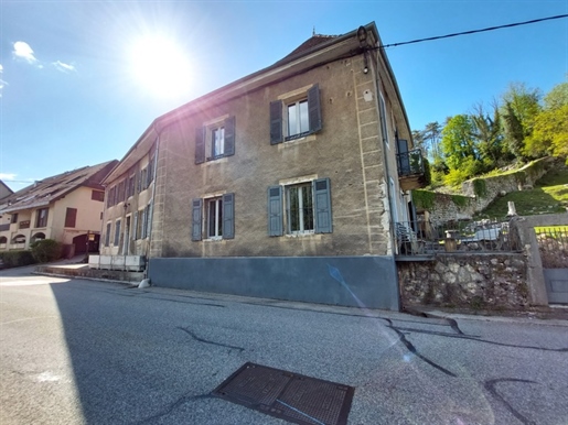Dpt Savoie (73), Les Echelles - Gebäude 600 m² auf einem Grundstück von 4 650,00 m²