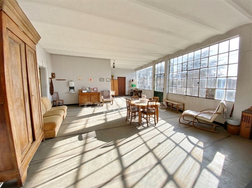 Dpt Gard (30), for sale near Uzès P6 property of 158 m², attics and cellars - Land of 500 m²