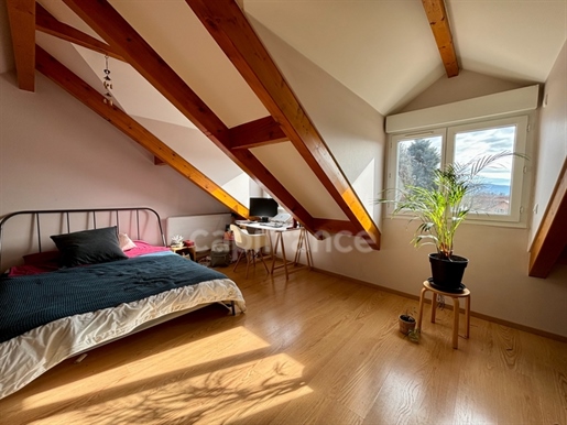 Dpt Ain (01), vendita Saint Genis Pouilly appartamento T3 di 79 m²