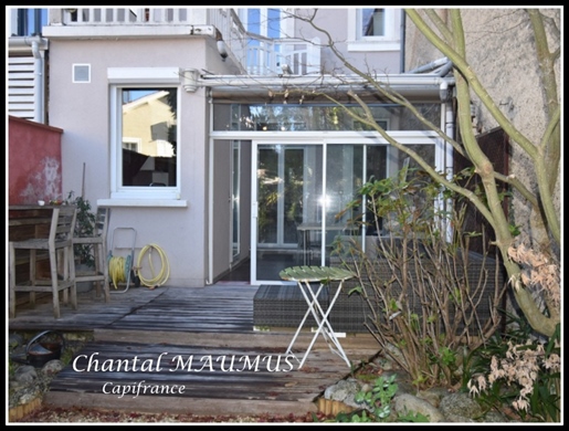 Dpt Hautes Pyrénées (65), à vendre Tarbes maison P5 de 140 m² sur un terrain de 205,00 m²