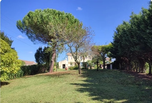 Dpt Gironde (33), for sale Fargues Saint Hilaire stone house - P6 of 186 m² - Land of 1,723.00 m²