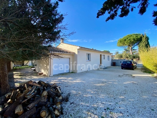 Dpt Gard (30), te koop in de buurt van Uzès T4 huis van 91m2 op een niveau, zwembad, prachtig land.