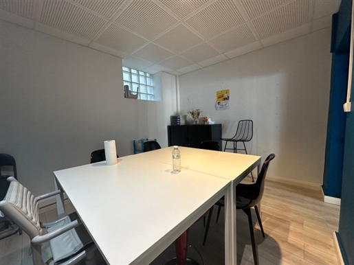 Baud (56150) - Investment property located in the city centre