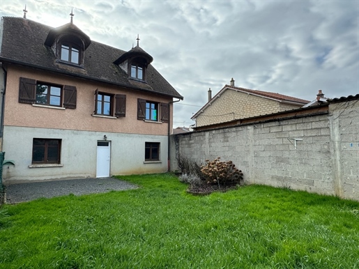 Lac Du Der Area - House Of Character, 4 Bedrooms And 2 Garages
