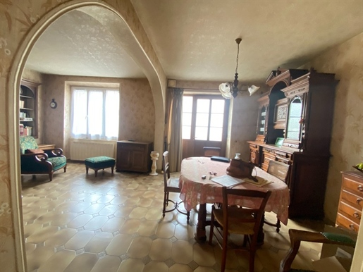 Exclusively ! Townhouse 107m², 3 bedrooms, with garage on 197m² of land €78,000