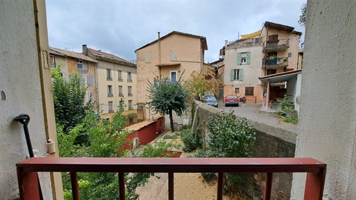 For sale 21m² studio with cellar in town center Digne les Bains