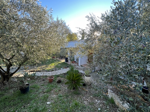 A vendre: Nîmes colinnes, Maison 3 chambrres avec Jardin piscinable 3000 M2 proche centre ville