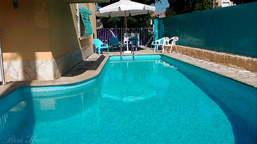 Townhouse for sale Nimes Beausoleil, 2 bedrooms, swimming pool