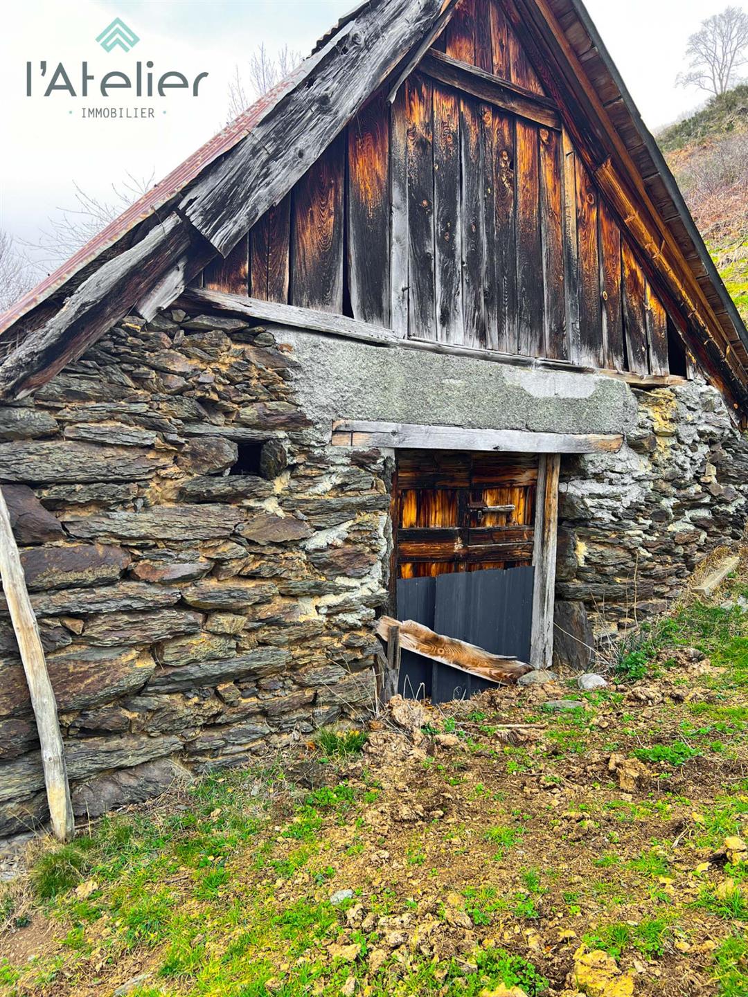 'L'enchanteresse' Barn to renovate Exclusivity signed L'Atelier